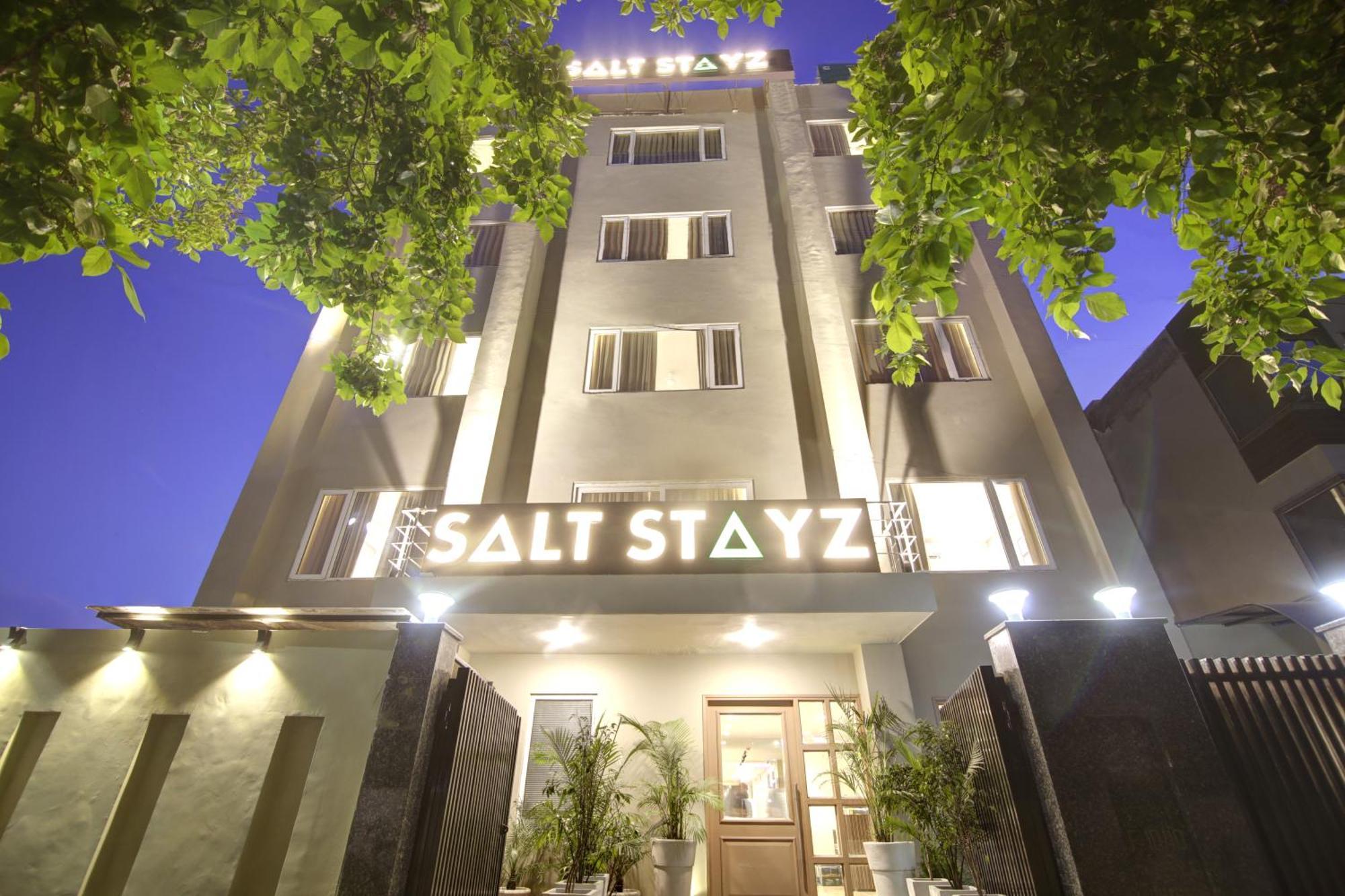 Saltstayz Select - Golf Course Road 구르가온 외부 사진